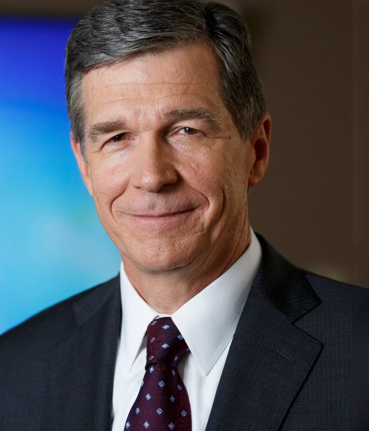 Portrait of ROY COOPER
